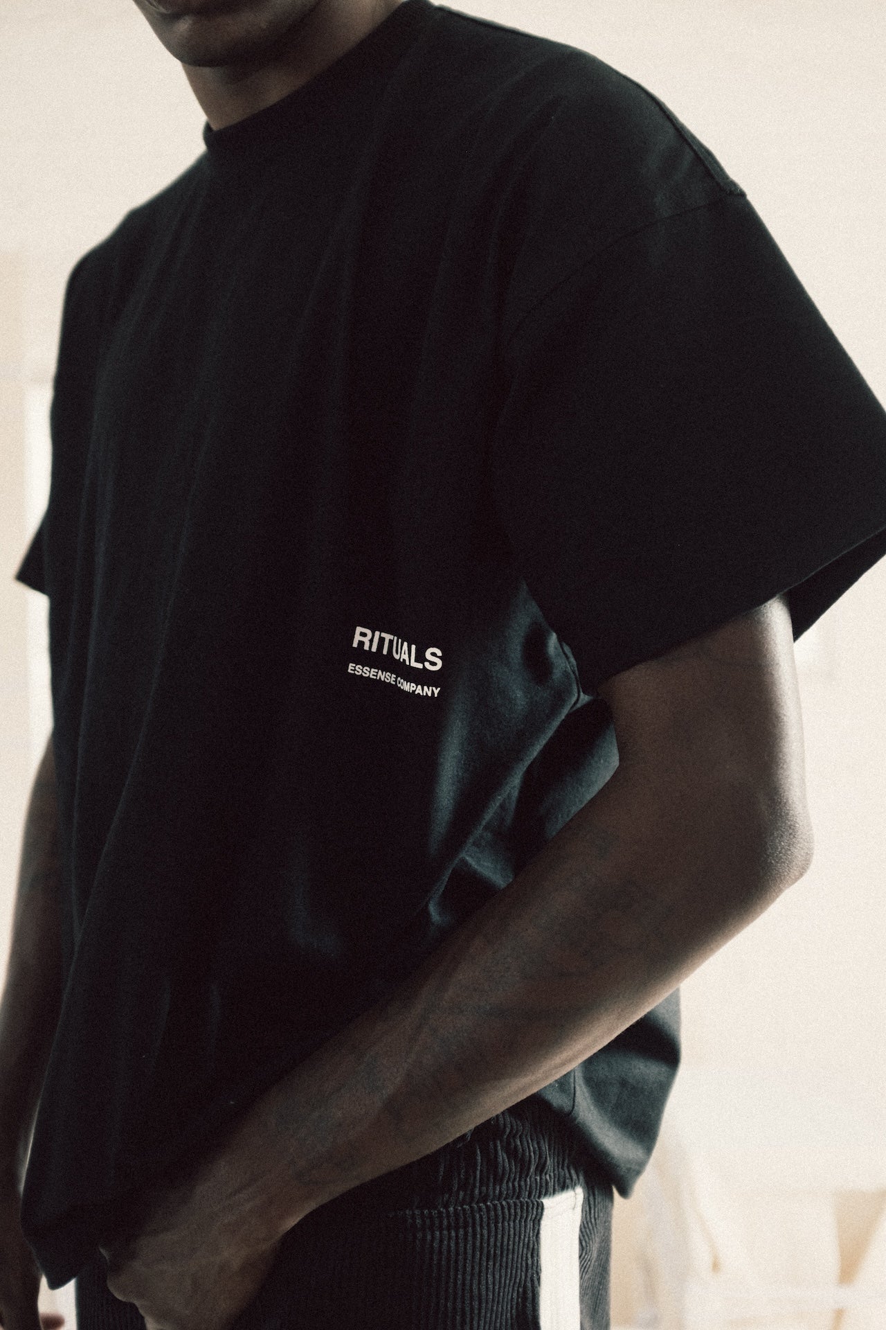 Camiseta Rituals E`C. - Preta