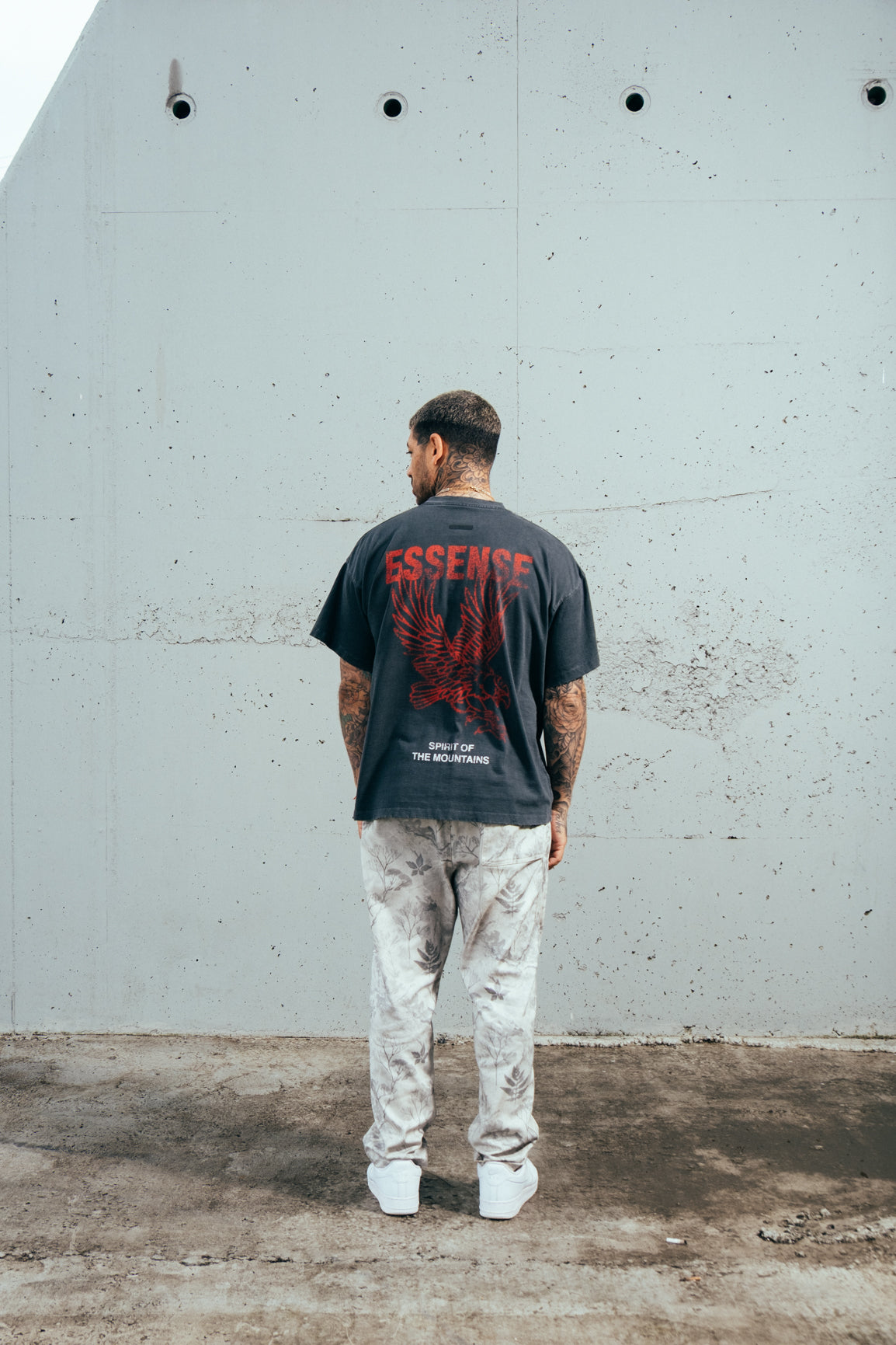 Camiseta Hawk Cinza E`C.