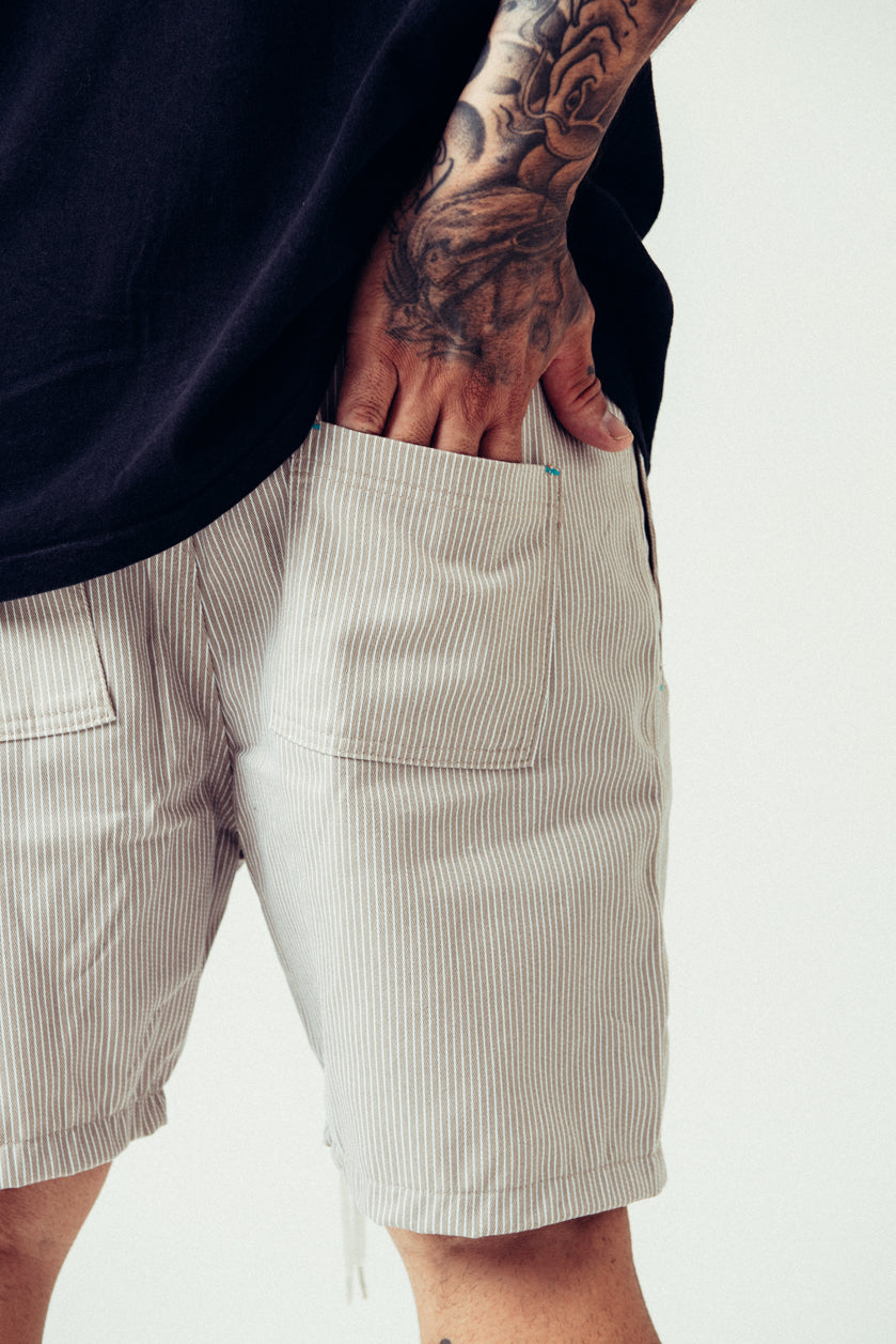 Shorts Striped Beige