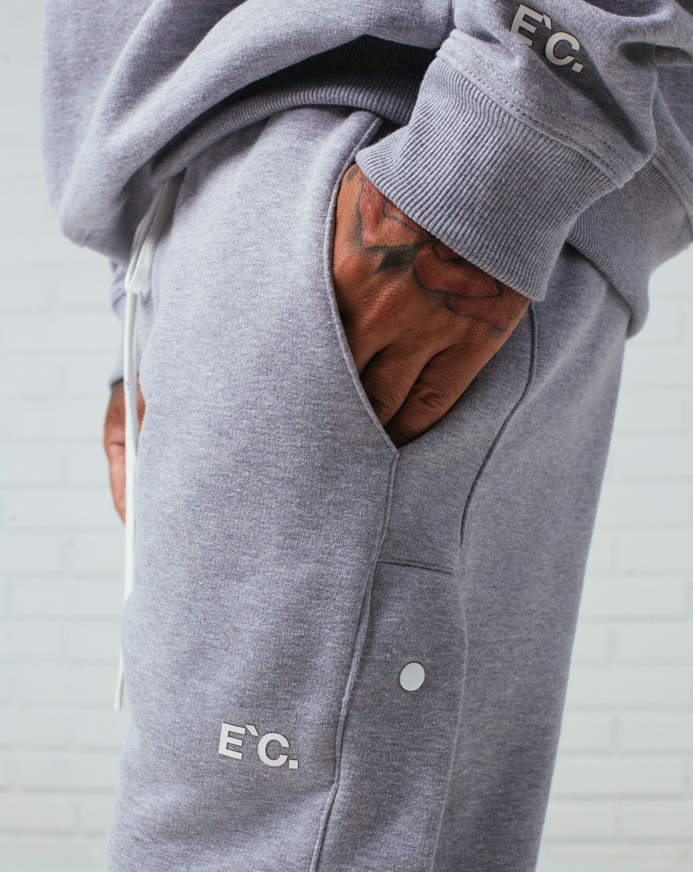 Button Sweatpants Gray