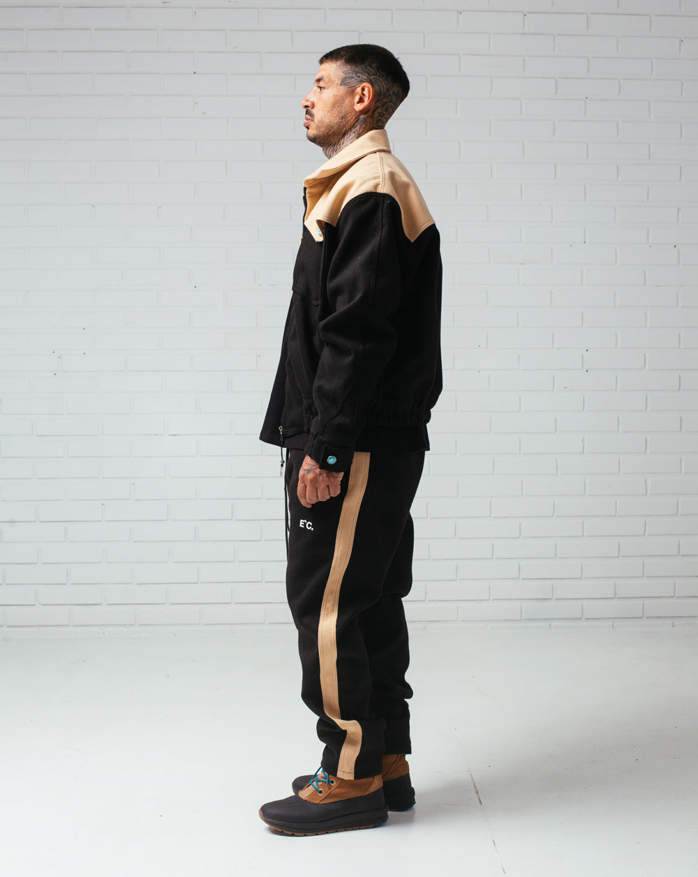 Jacket Yellowstone Black / Camel