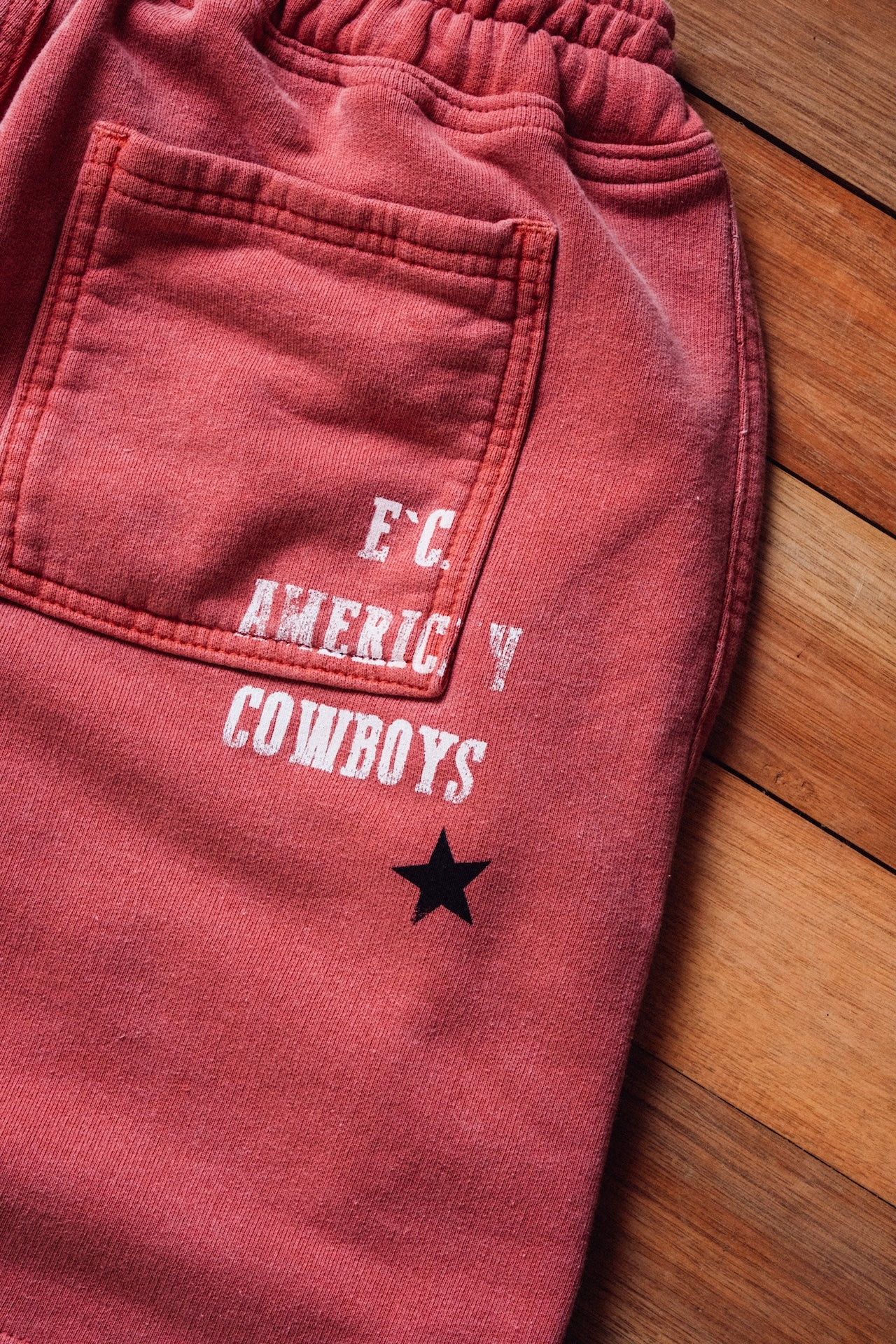 Sweatshort Old West E`C. Red