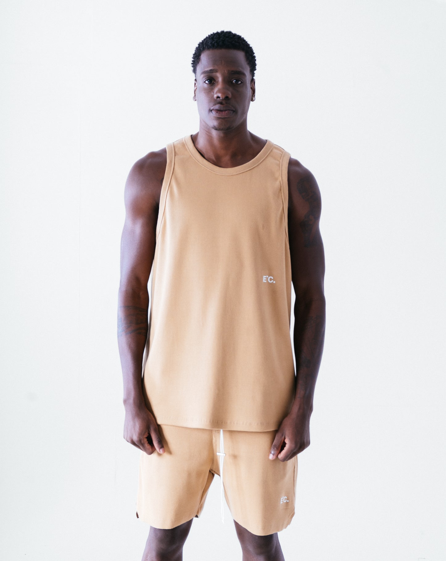 Esse`nc.ial Shorts - Camel