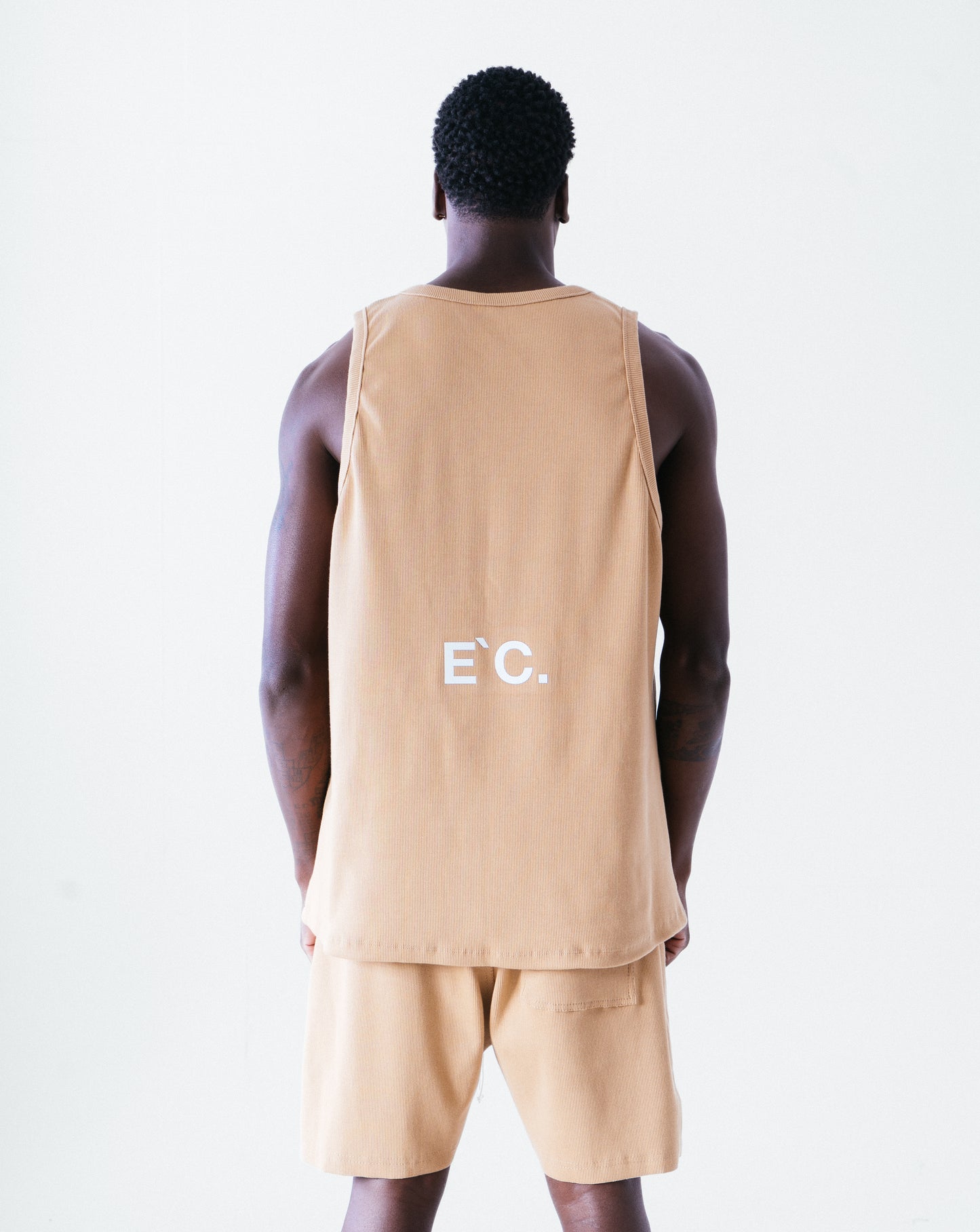 Esse`nc.ial Shorts - Camel
