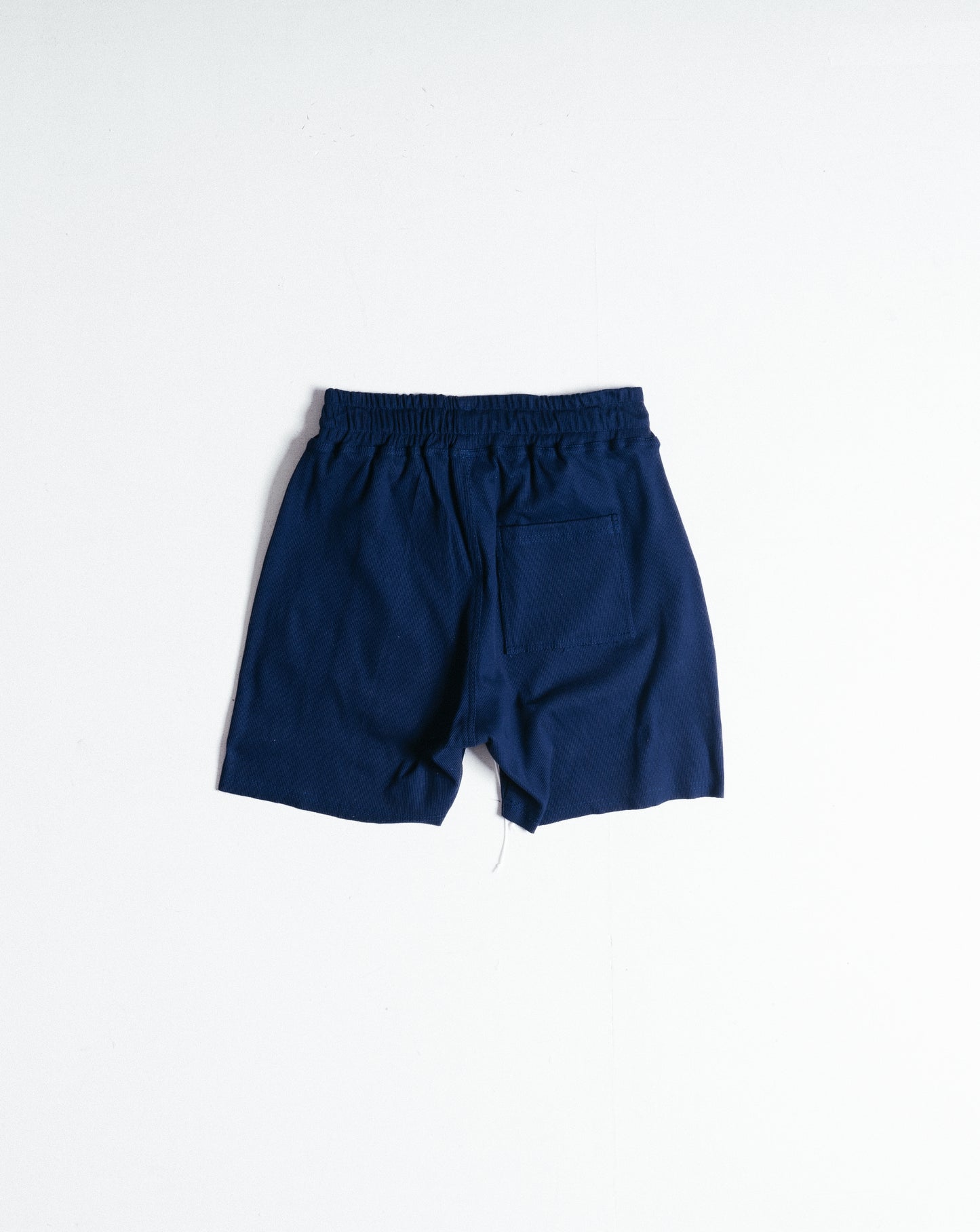 Esse`nc.ial Shorts - Navy