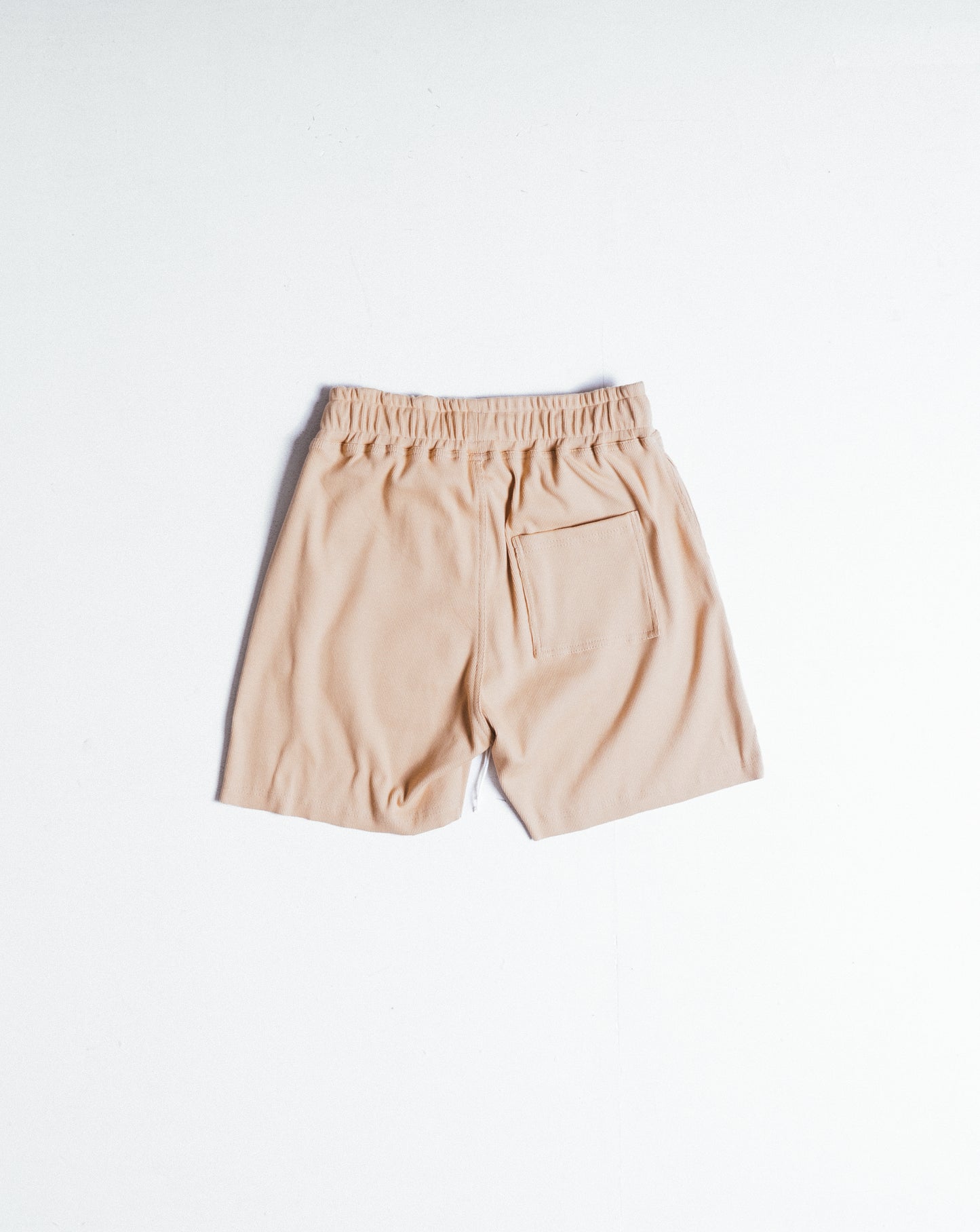 Esse`nc.ial Shorts - Camel