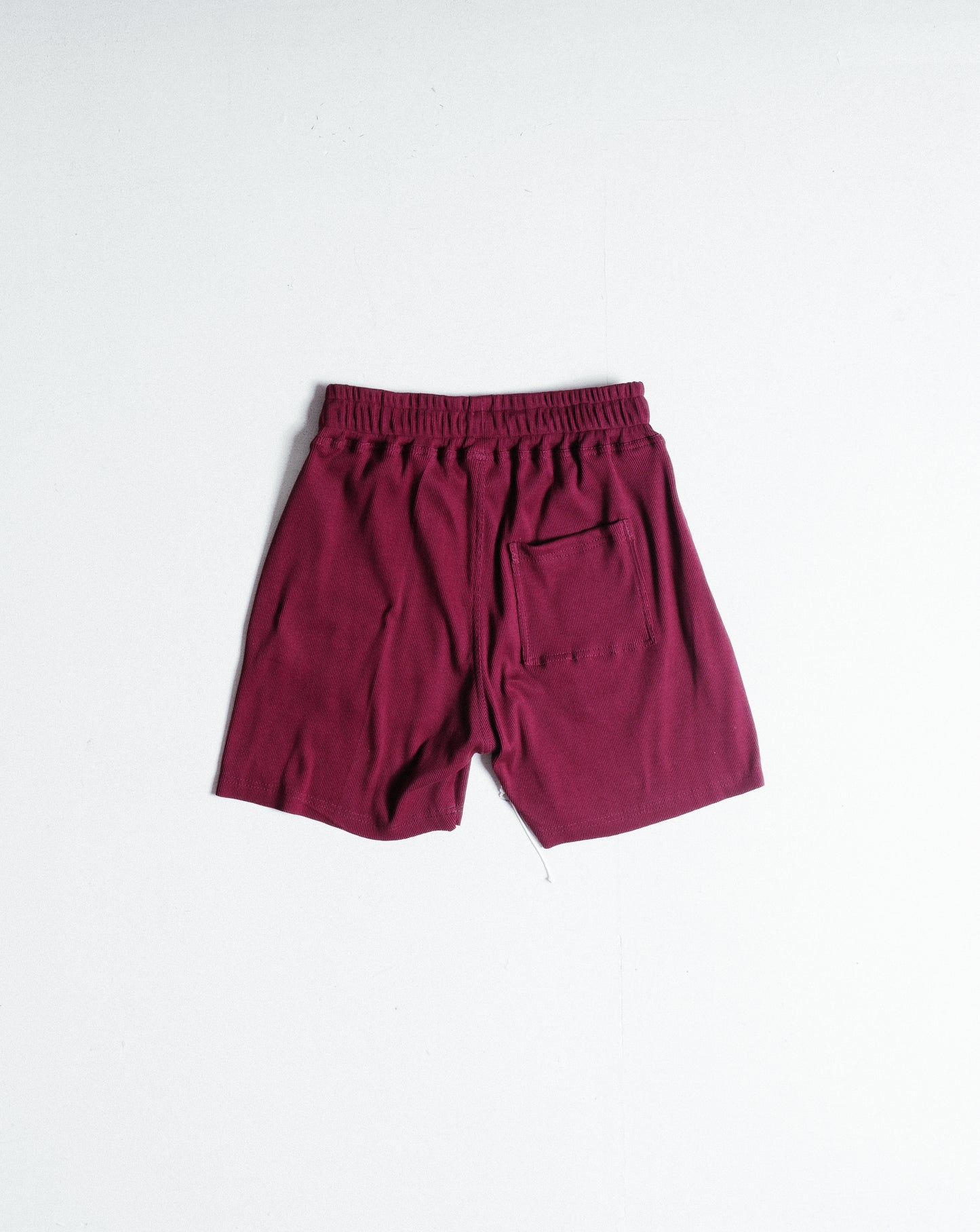 Esse`nc.ial Shorts - Bordeaux