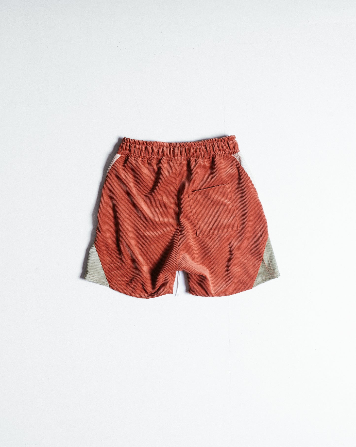 Shorts Cotelê E`C. Tricolore