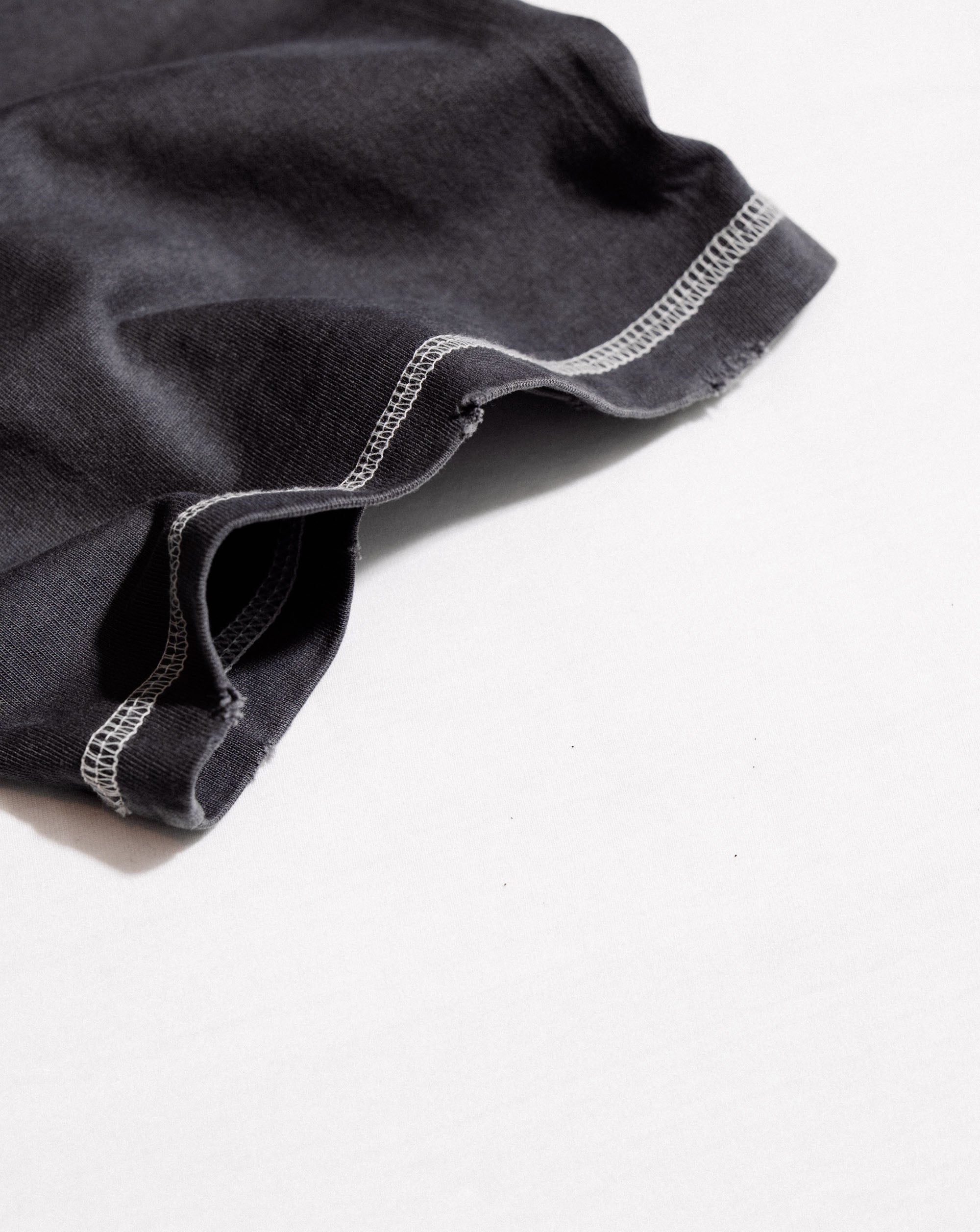 Tee E`C. Vintage Gray