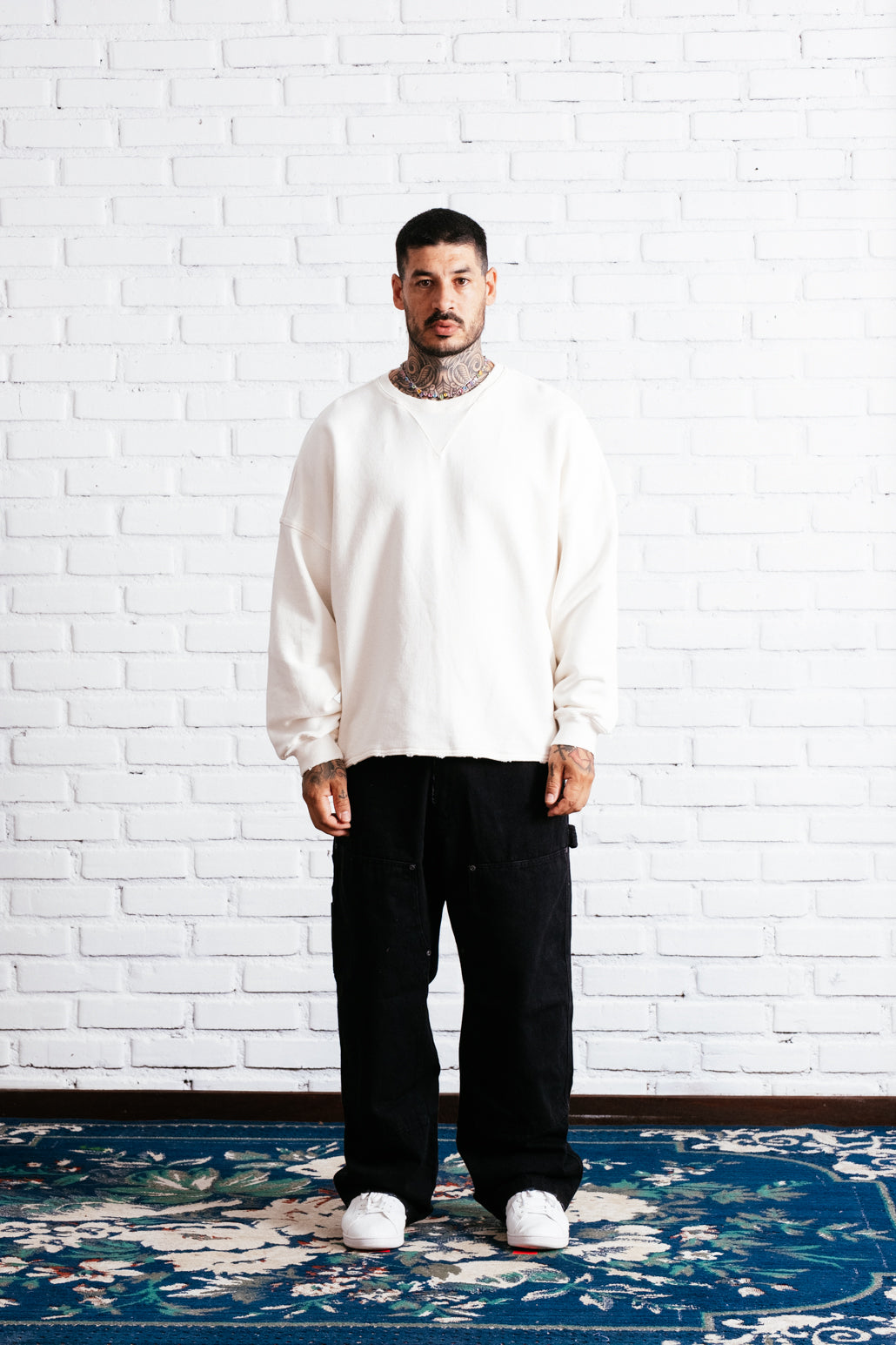 Crewneck Texas` Boots E`C. Off White