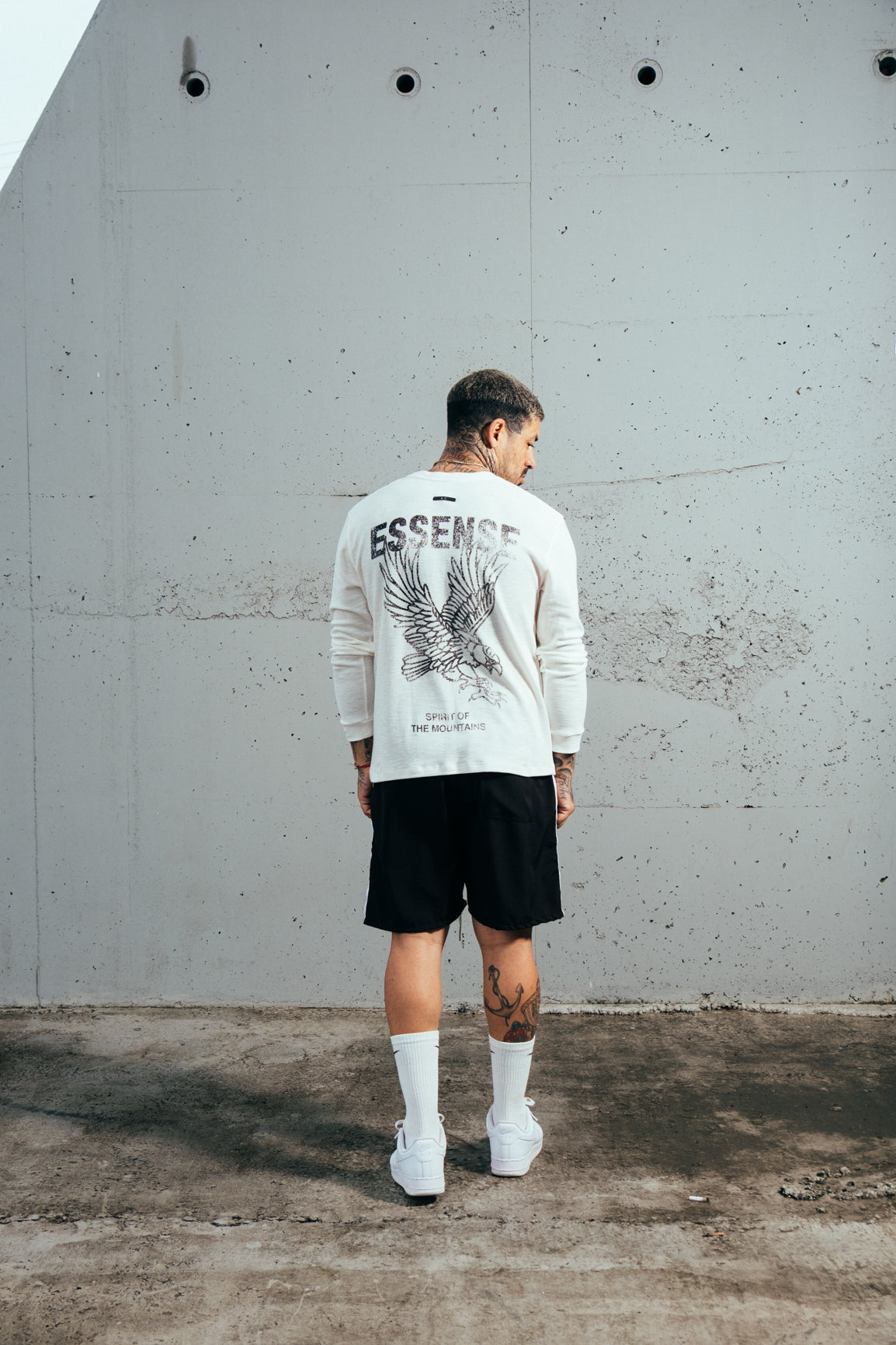 Camiseta Hawk Manga Longa Off E`C.