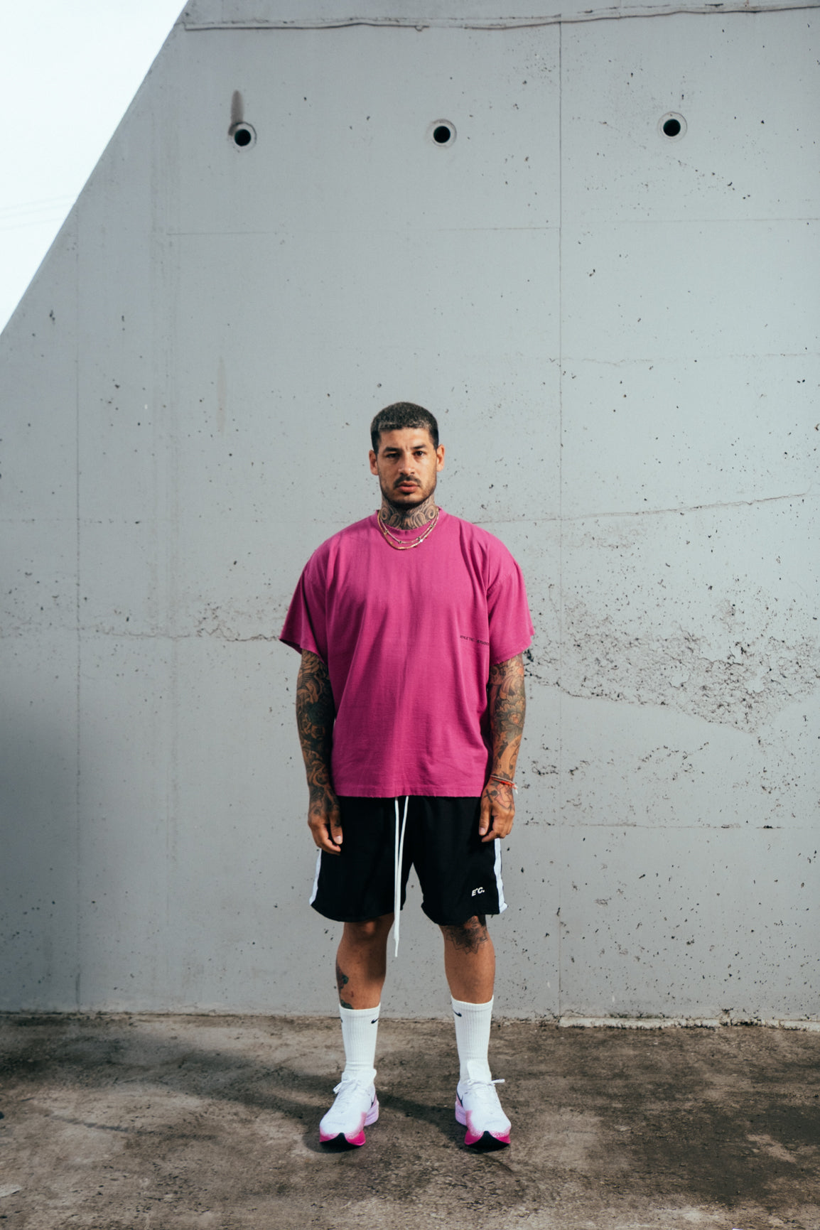 Camiseta Rosa Athle`tic. Studios