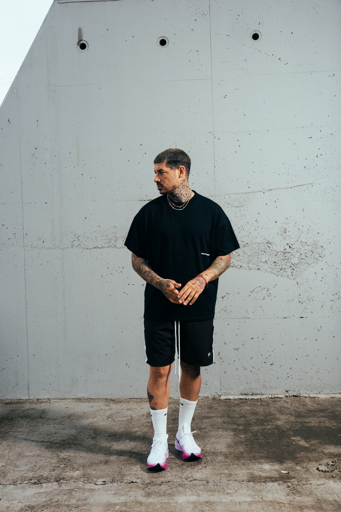 Camiseta Preta Athle`tic. Studios