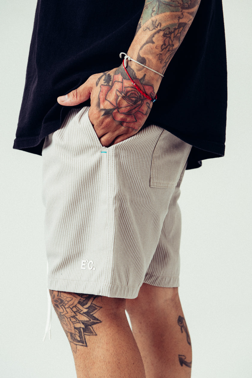 Shorts Striped Beige
