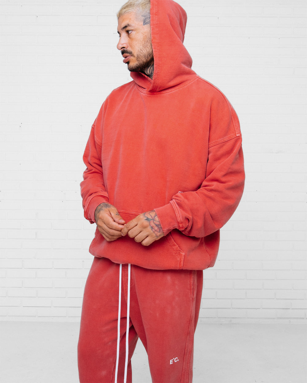 Standard Hoodie Washed Red