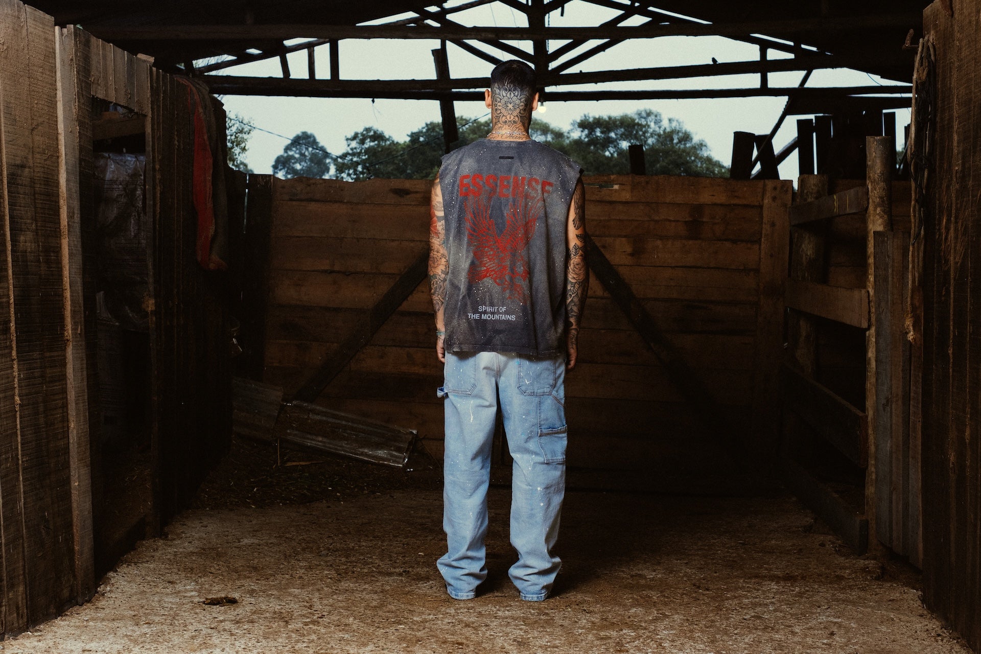 Destroyed Muscle Tank E`C. Gray