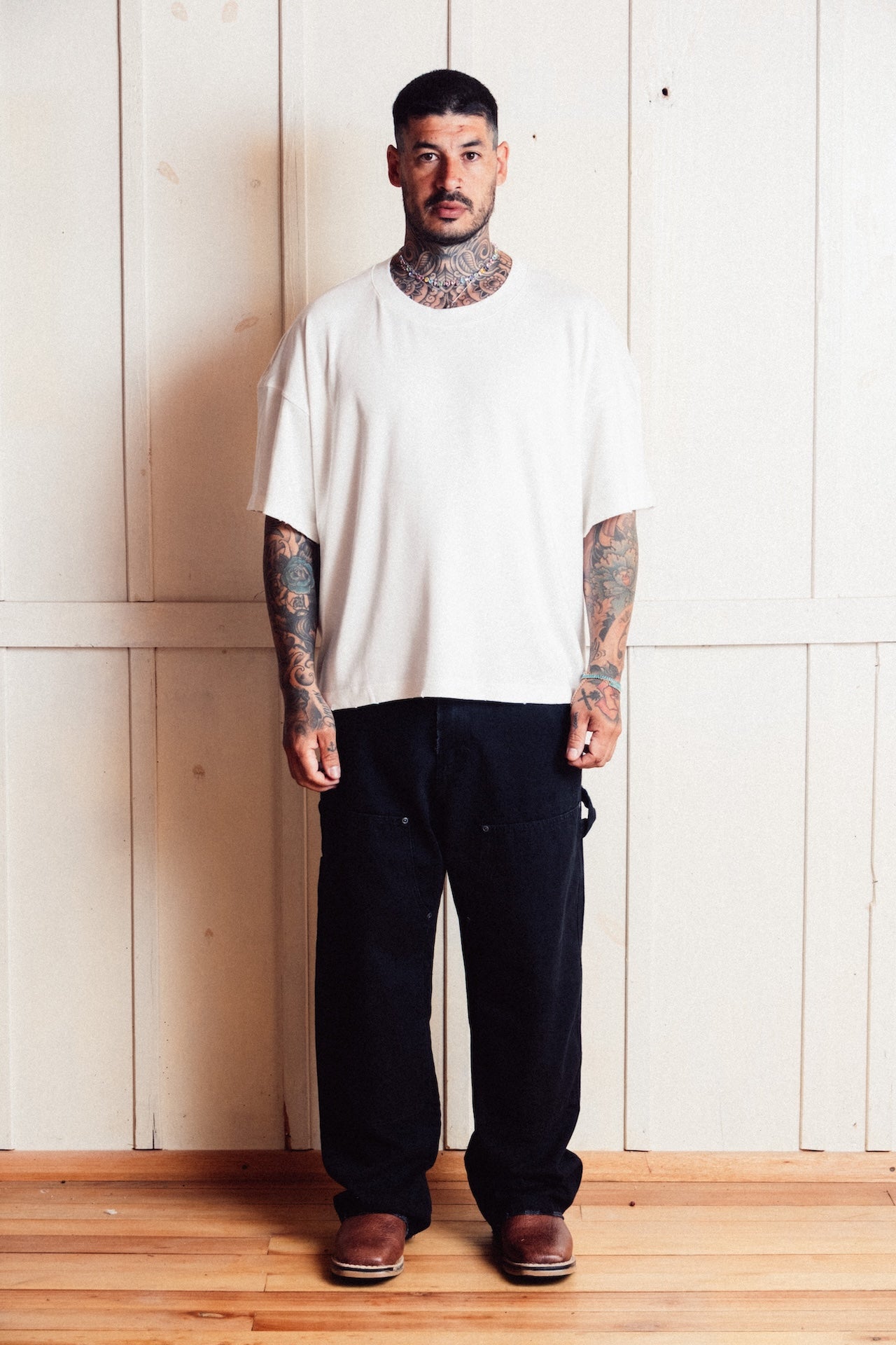 Tee Texas` Boots E`C. Off White