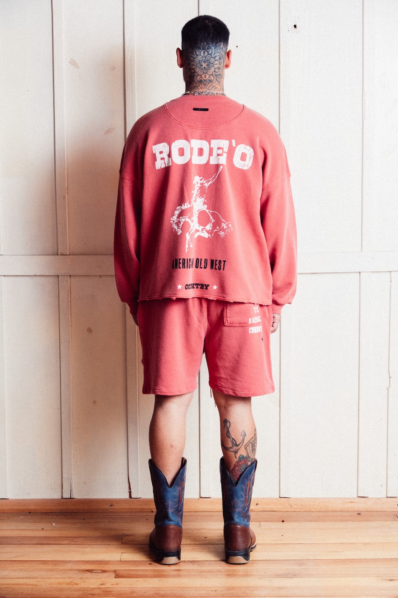 Crewneck Rode`o E`C. Red