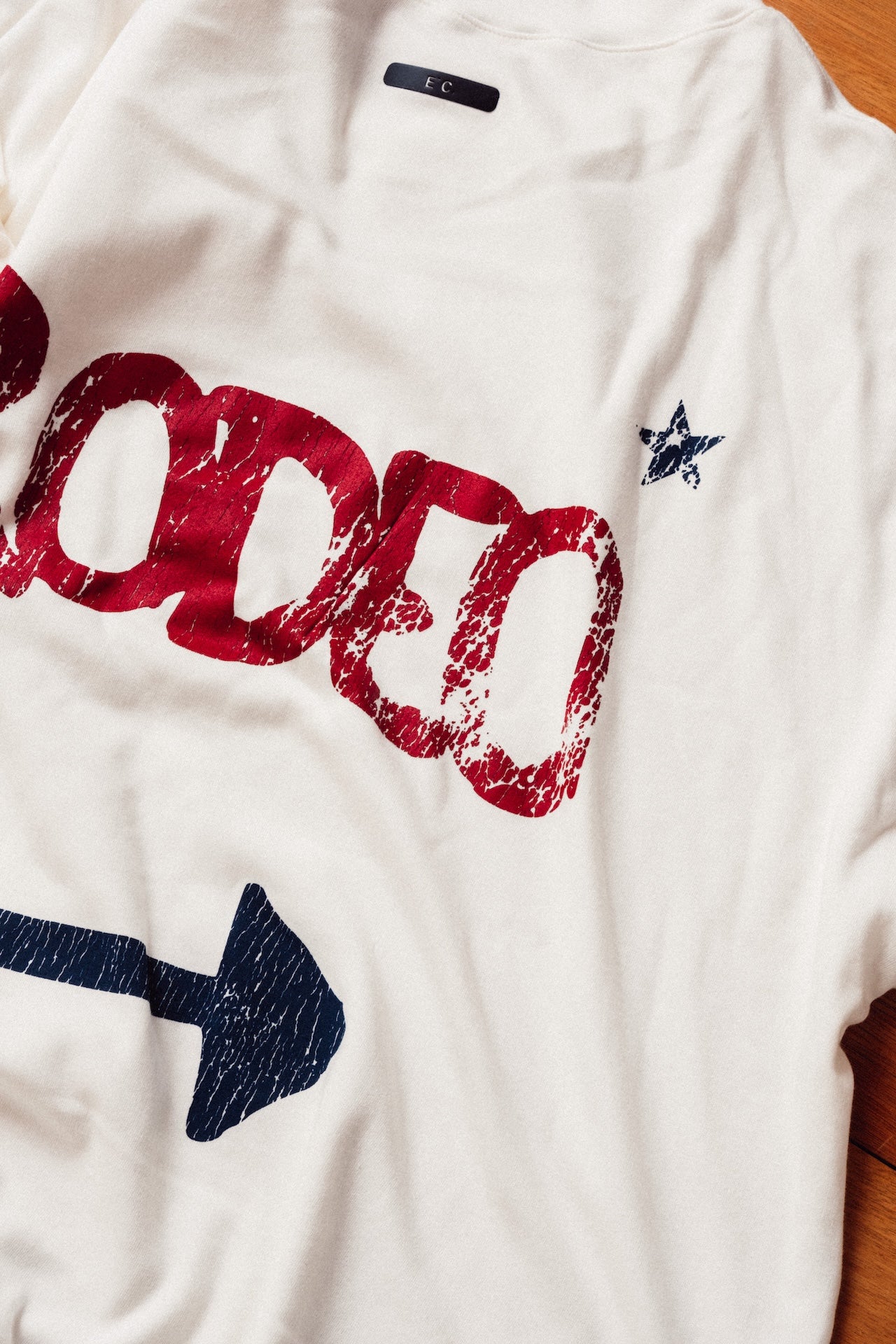 Tee Rode`o E`C. Off White