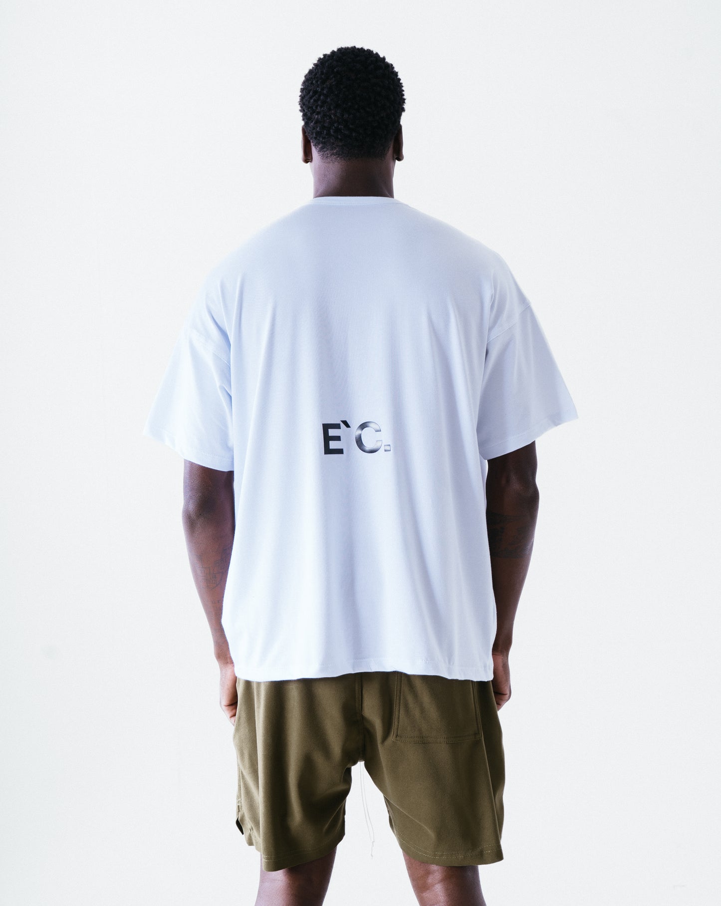 Esse`nc.ial T-shirt Oversized - White