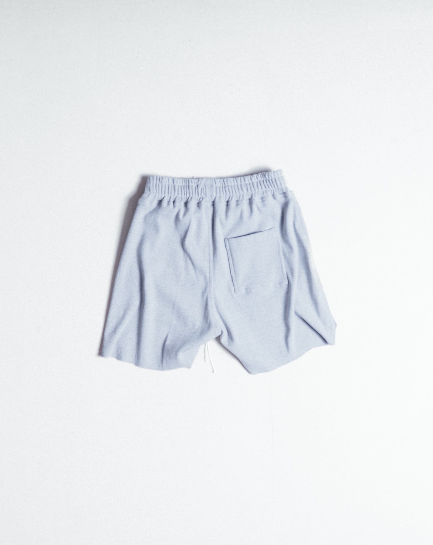 Esse`nc.ial Shorts - Grey