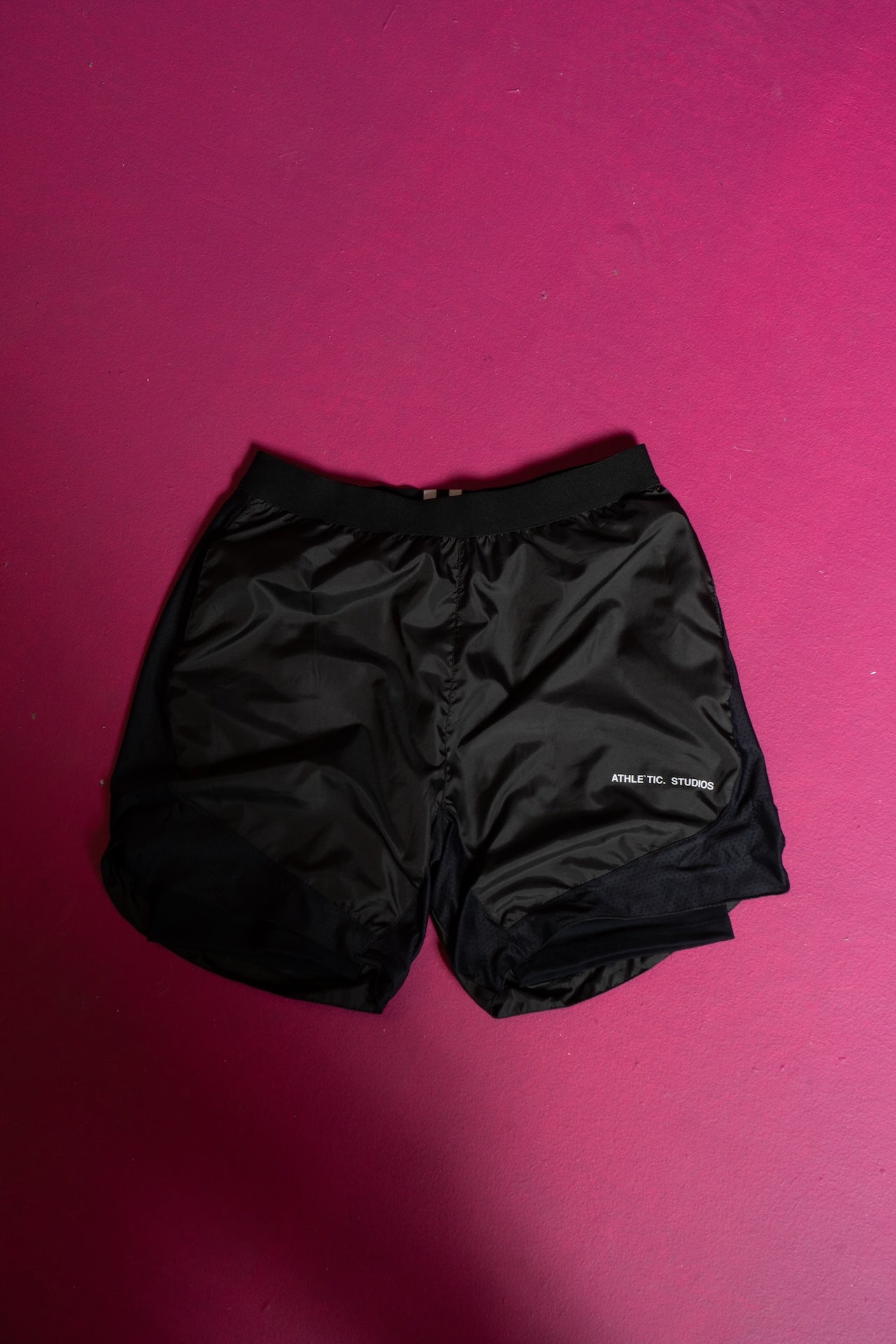 Shorts Duplo Athle`tic. - Preto